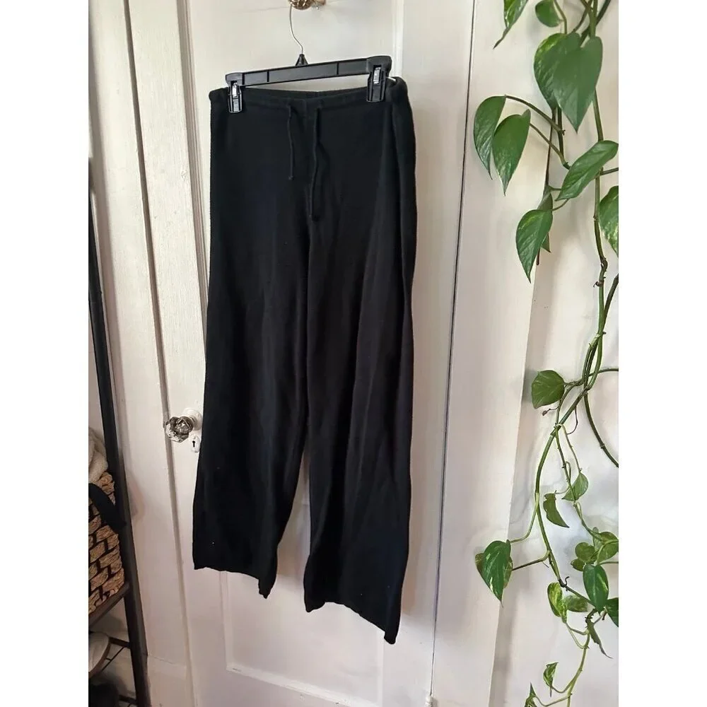 Eddie Bauer women’s size petite small black pants